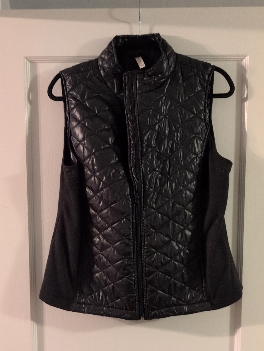 exertek Black Quilted Women's Vest with Side Panels